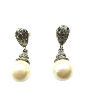 Vintage 80's Costume Pearl Drop Post Earrings